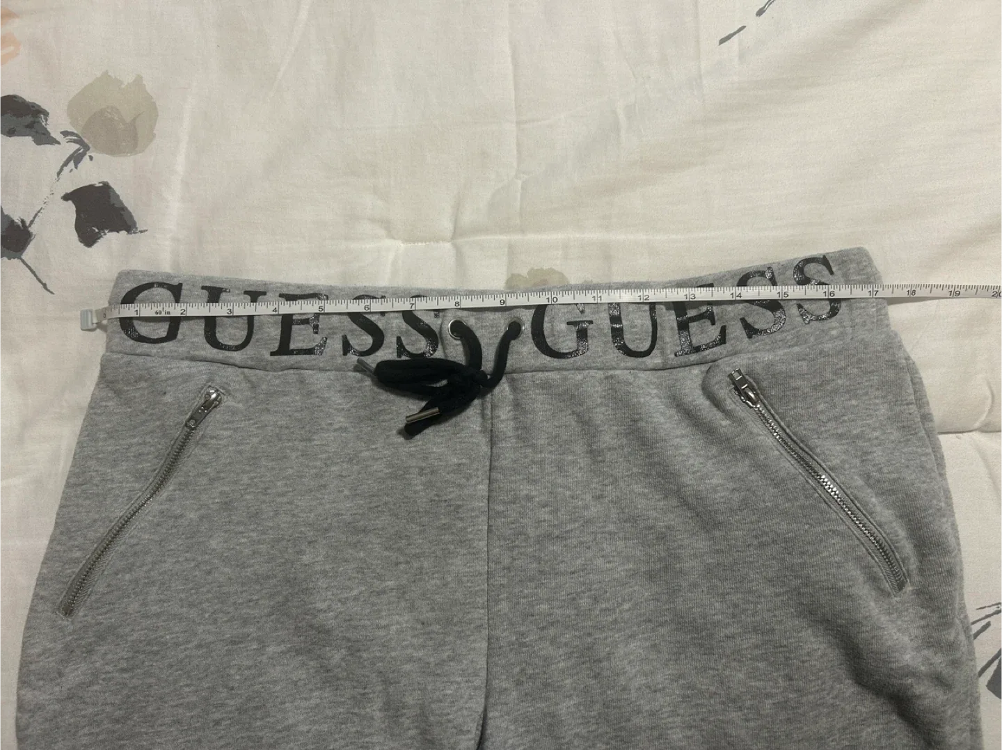 Guess Grey Joggers Women’s - Size L image indicator(4)