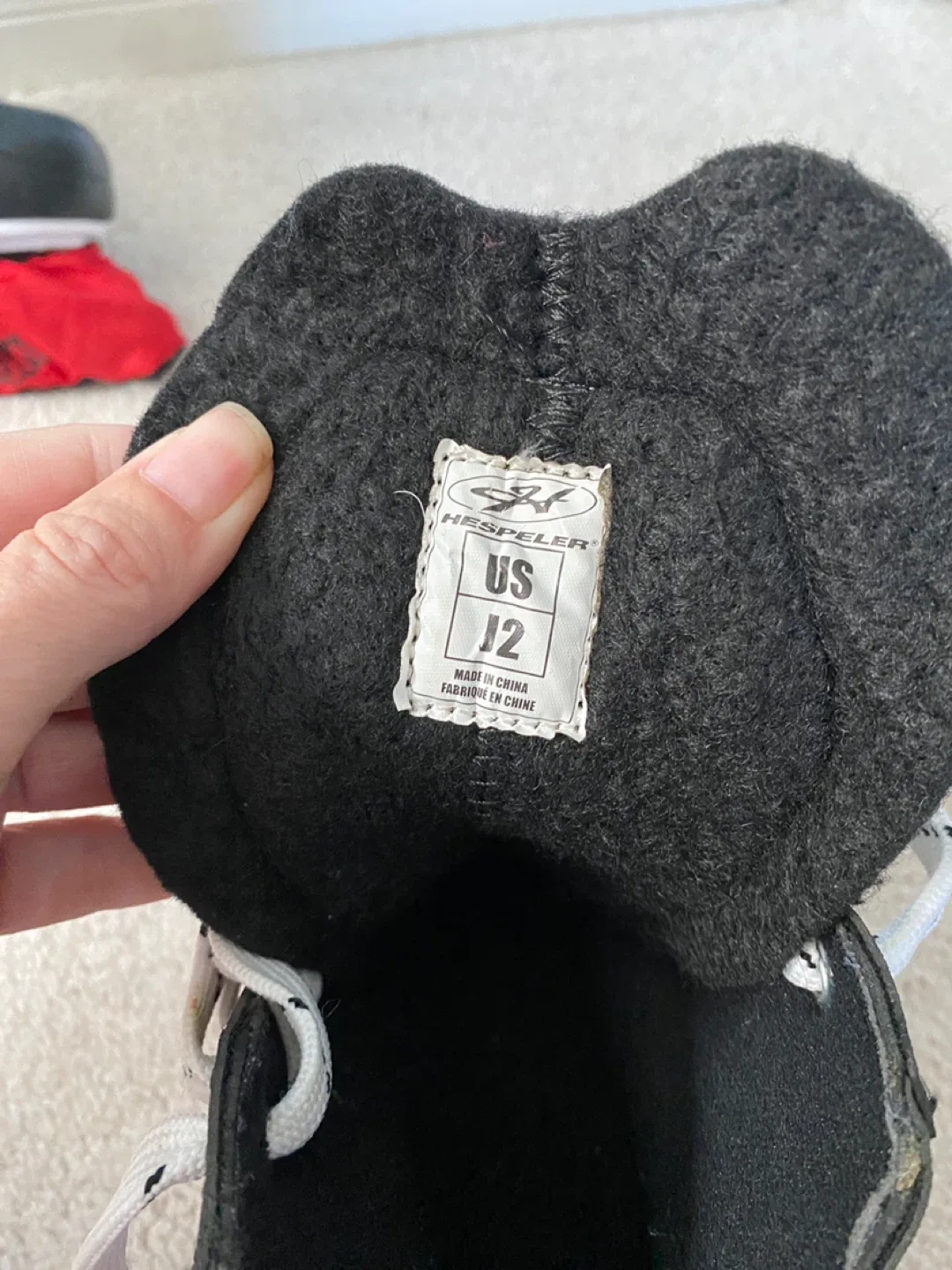 Hespeler Rogue Ice Skates - US Junior Size 12 image indicator(3)