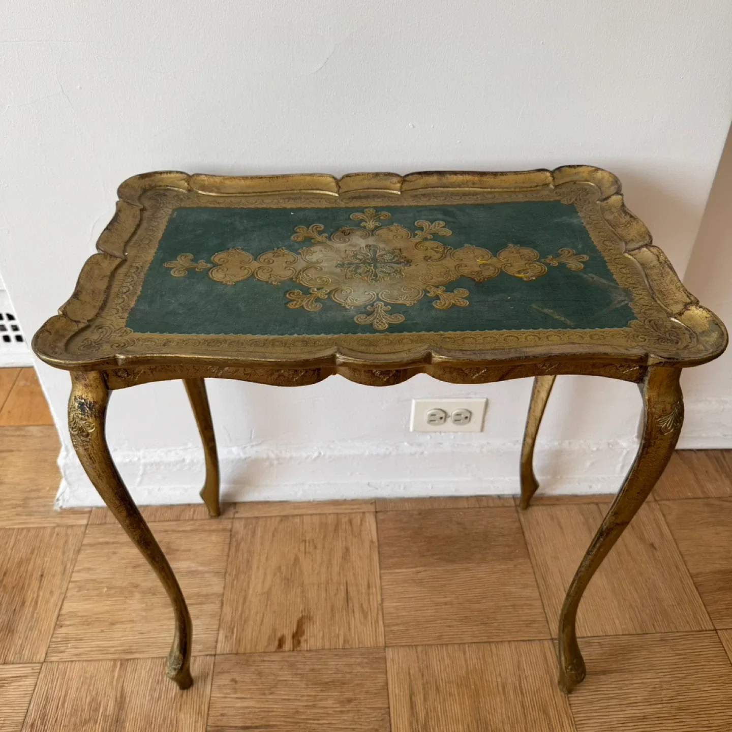 Vintage Florentine Green & Gold Accent Table image indicator(2)