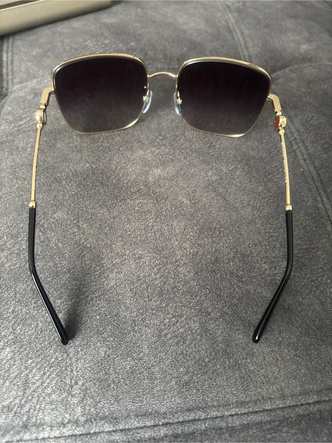 Bulgari Sunglasses Gold Frame image indicator(3)