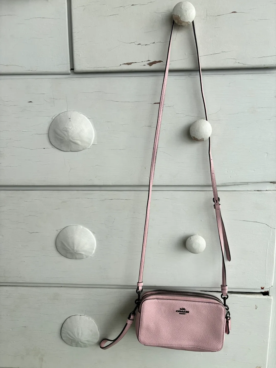 Coach Pink Leather Crossbody Bag image indicator(2)