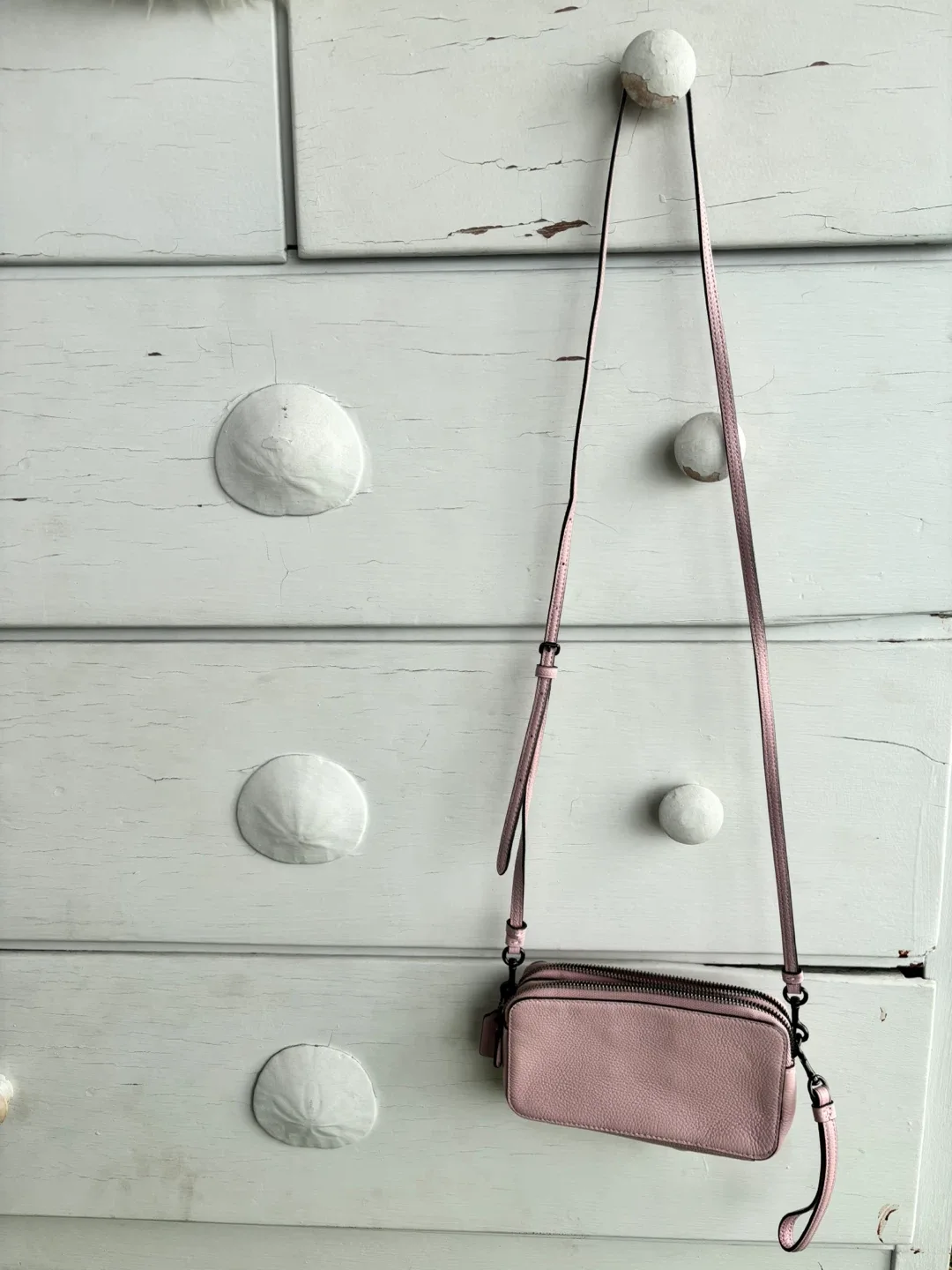 Coach Pink Leather Crossbody Bag image indicator(3)
