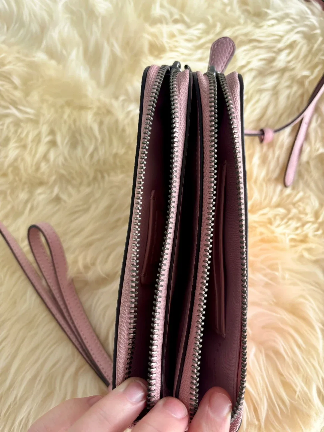 Coach Pink Leather Crossbody Bag image indicator(6)