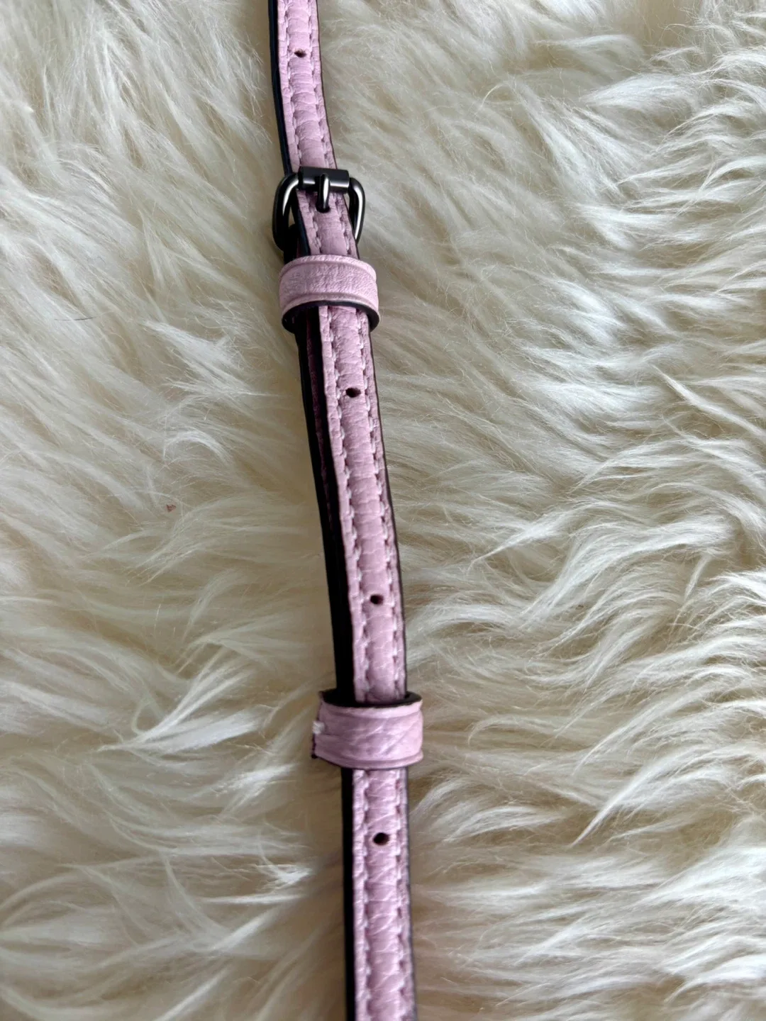 Coach Pink Leather Crossbody Bag image indicator(10)