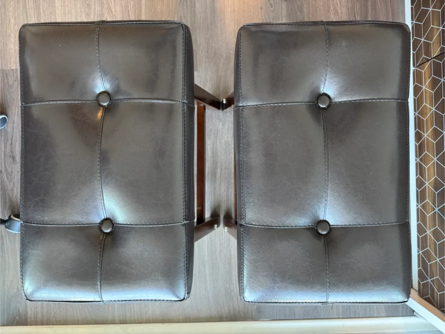 Set of 2 Brown Leather Bar Stools image indicator(3)