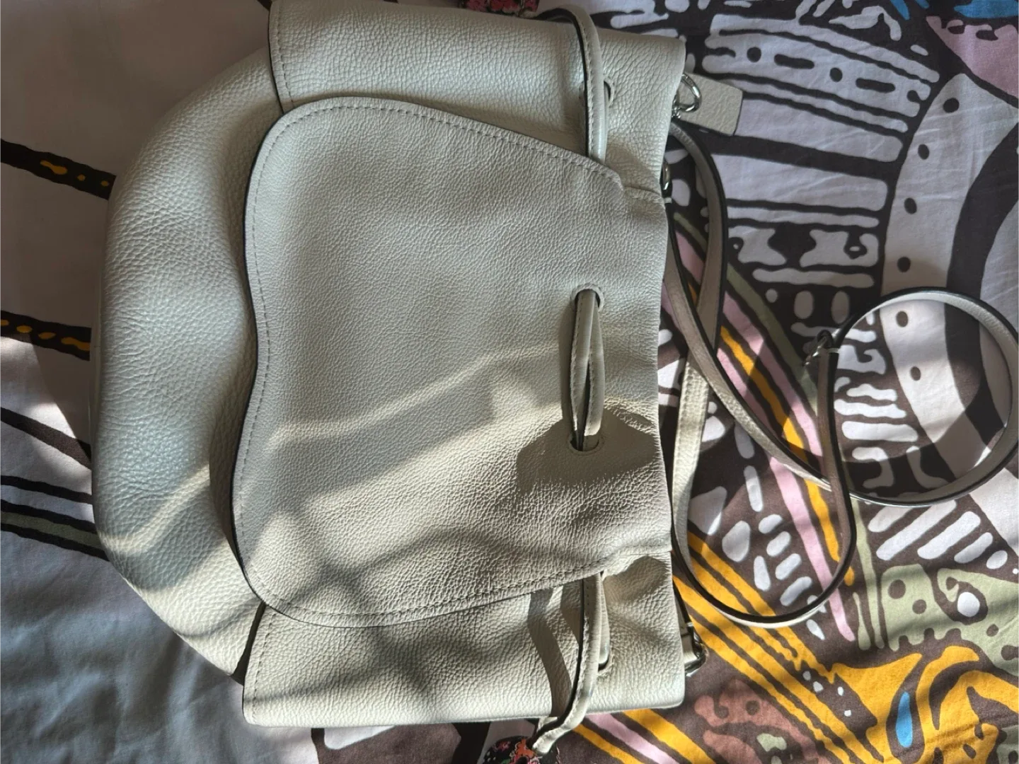 Coach Leather Bucket Bag image indicator(5)