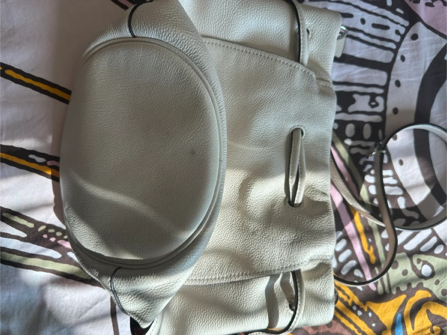 Coach Leather Bucket Bag image indicator(4)