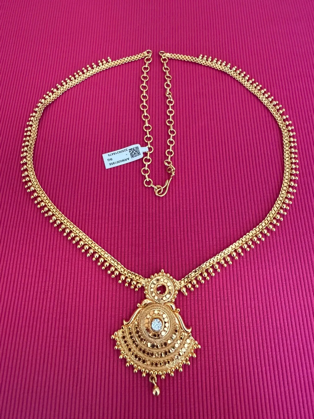 Gold-toned Necklace 🆕 💰Price Negotiable!! image indicator(2)