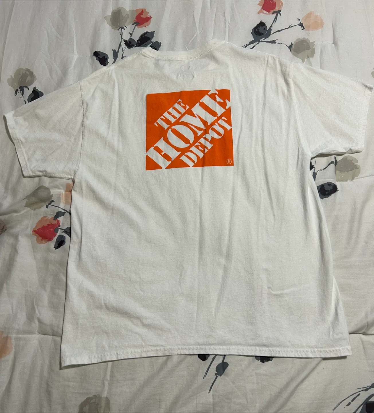 Hanes x Home Depot White T-shirt - Size L image indicator(2)