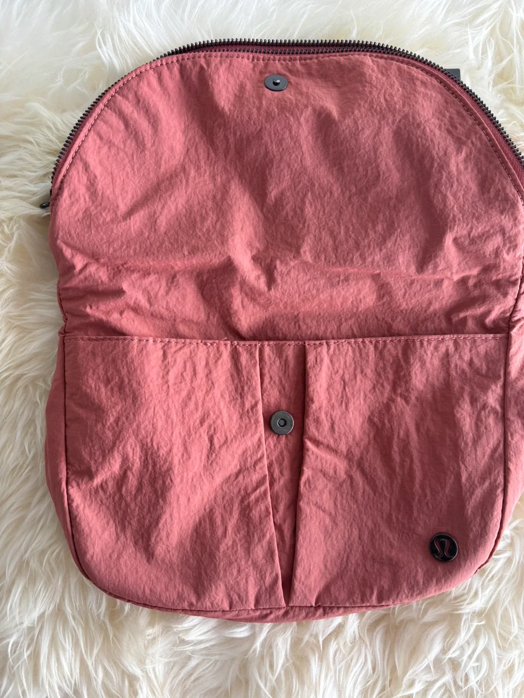 Lululemon All Night Festival Bag 5L image indicator(3)