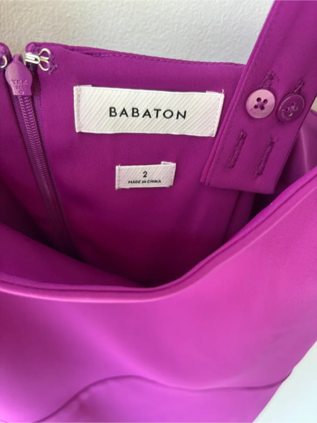 Aritzia Babaton '90s Slit Midi Dress - Size 2 image indicator(4)