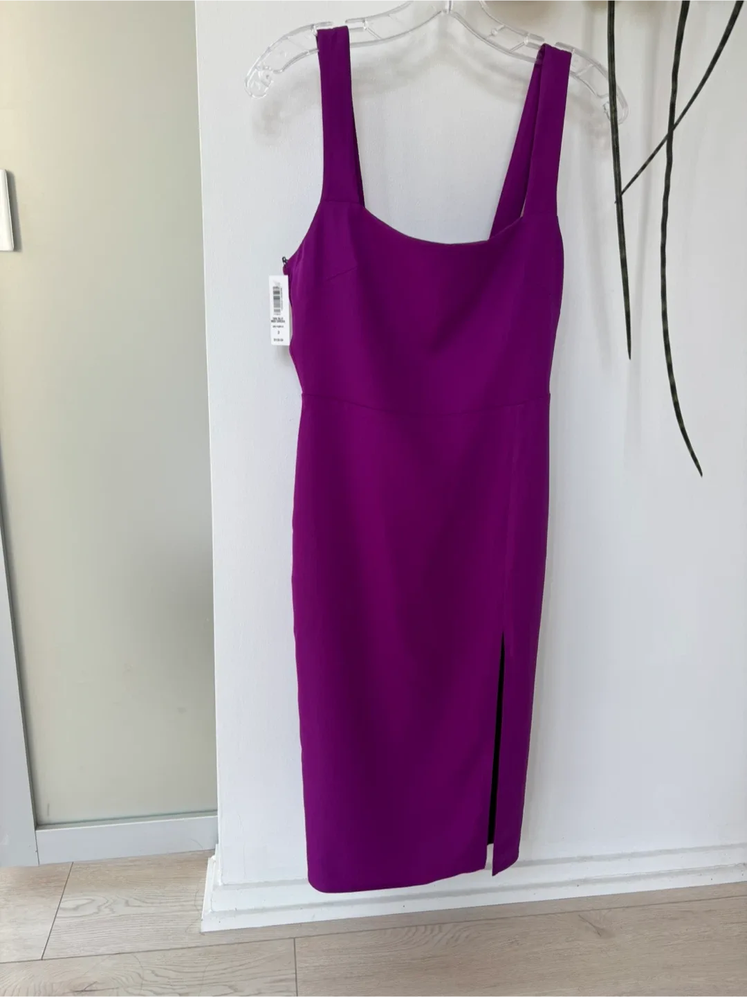 Aritzia Babaton '90s Slit Midi Dress - Size 2 image indicator(3)