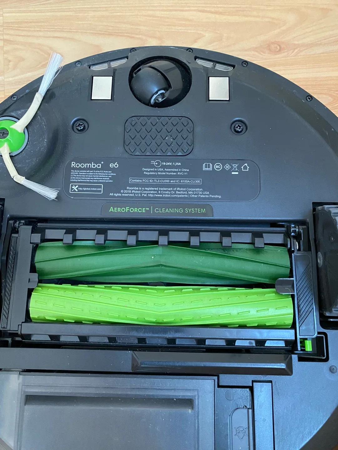 iRobot Roomba e6 Robot Vacuum image indicator(3)