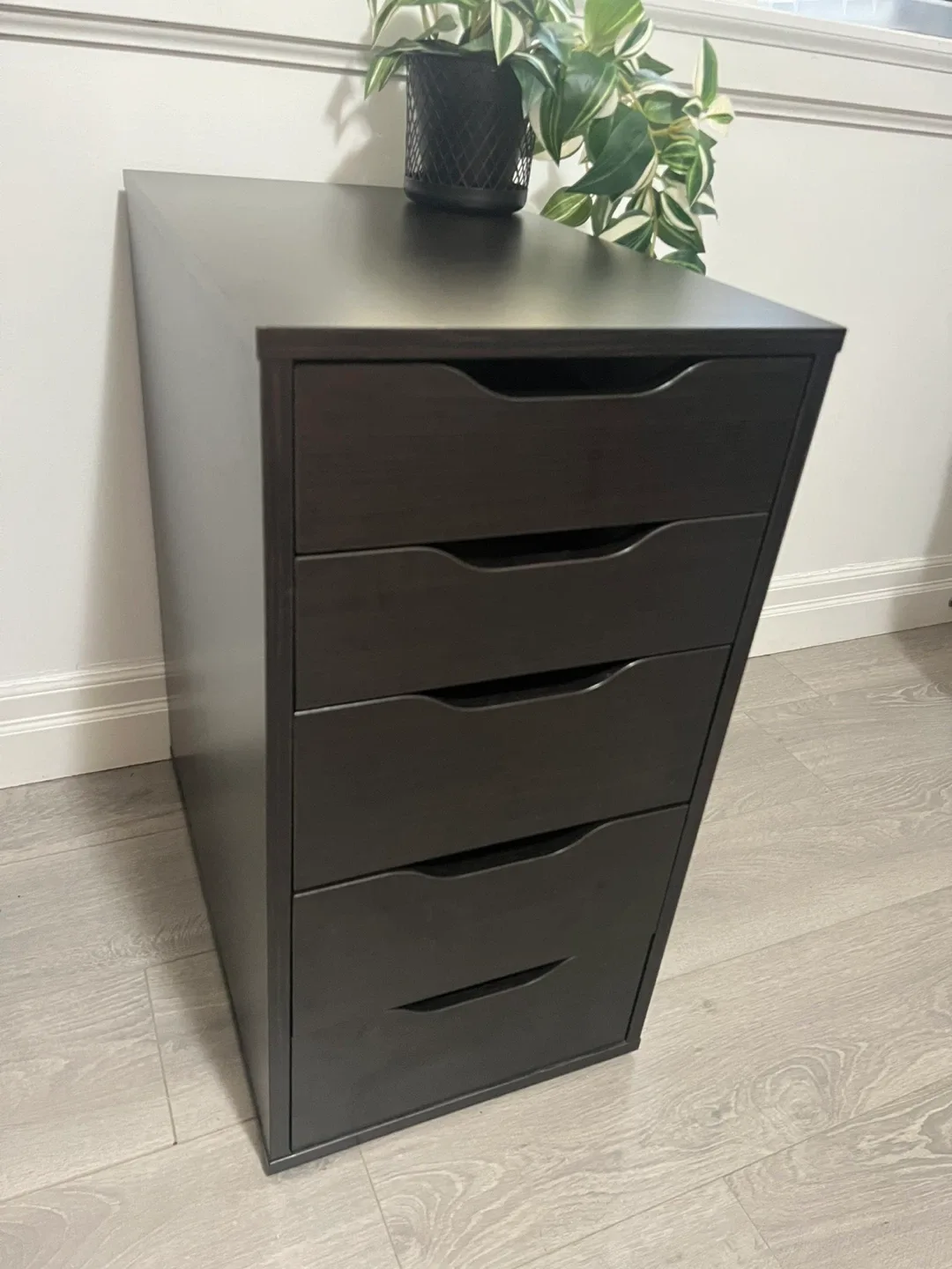 IKEA Alex Drawer Unit,delivery available thumbnail
