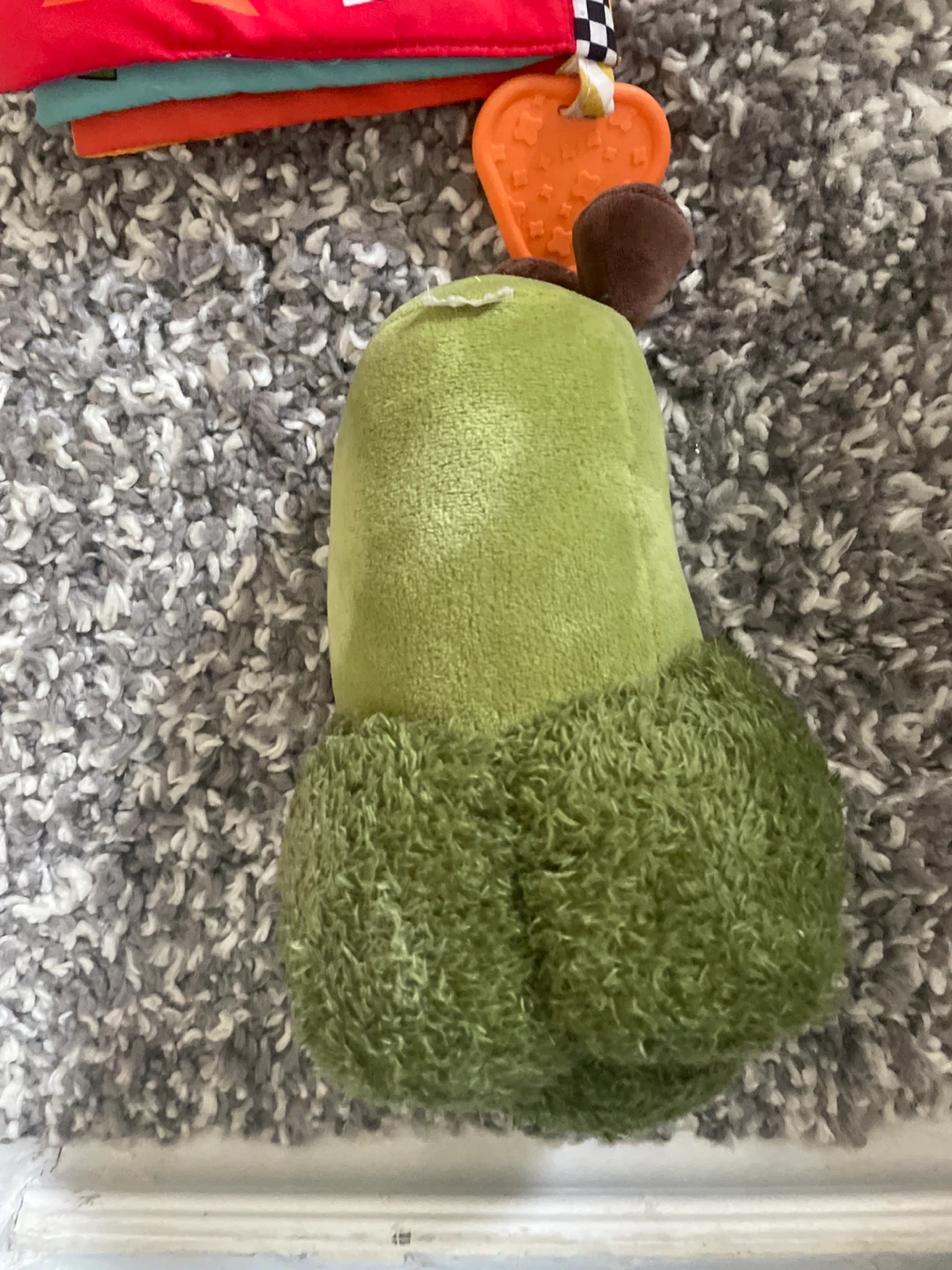 Green Plush Avocado Baby Toy "🧡"