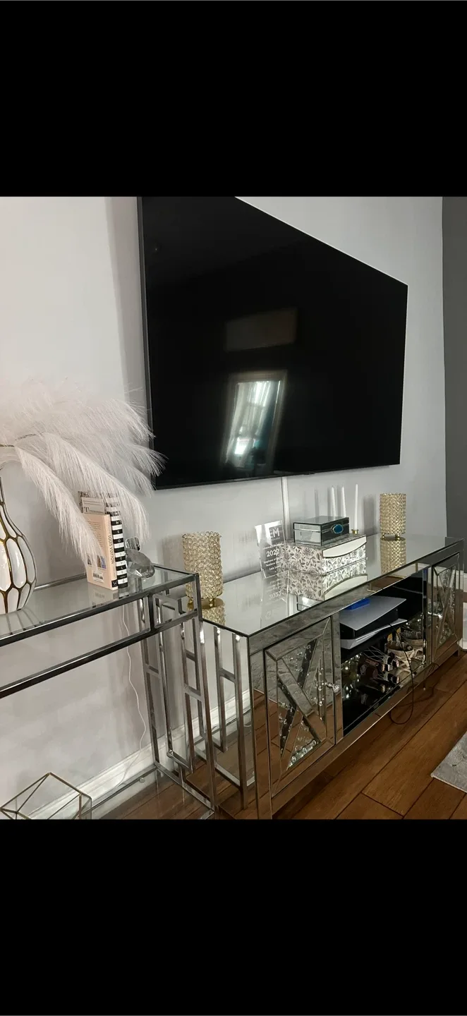 Elegant Decor Modern Mirrored TV Stand image indicator(4)