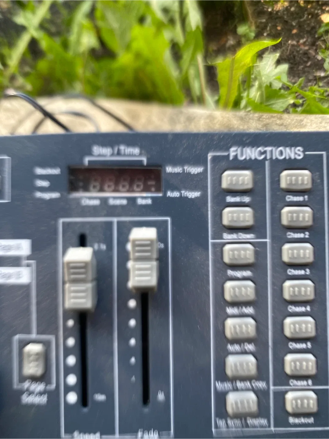 Chauvet Obey 40 Lighting Controller image indicator(3)