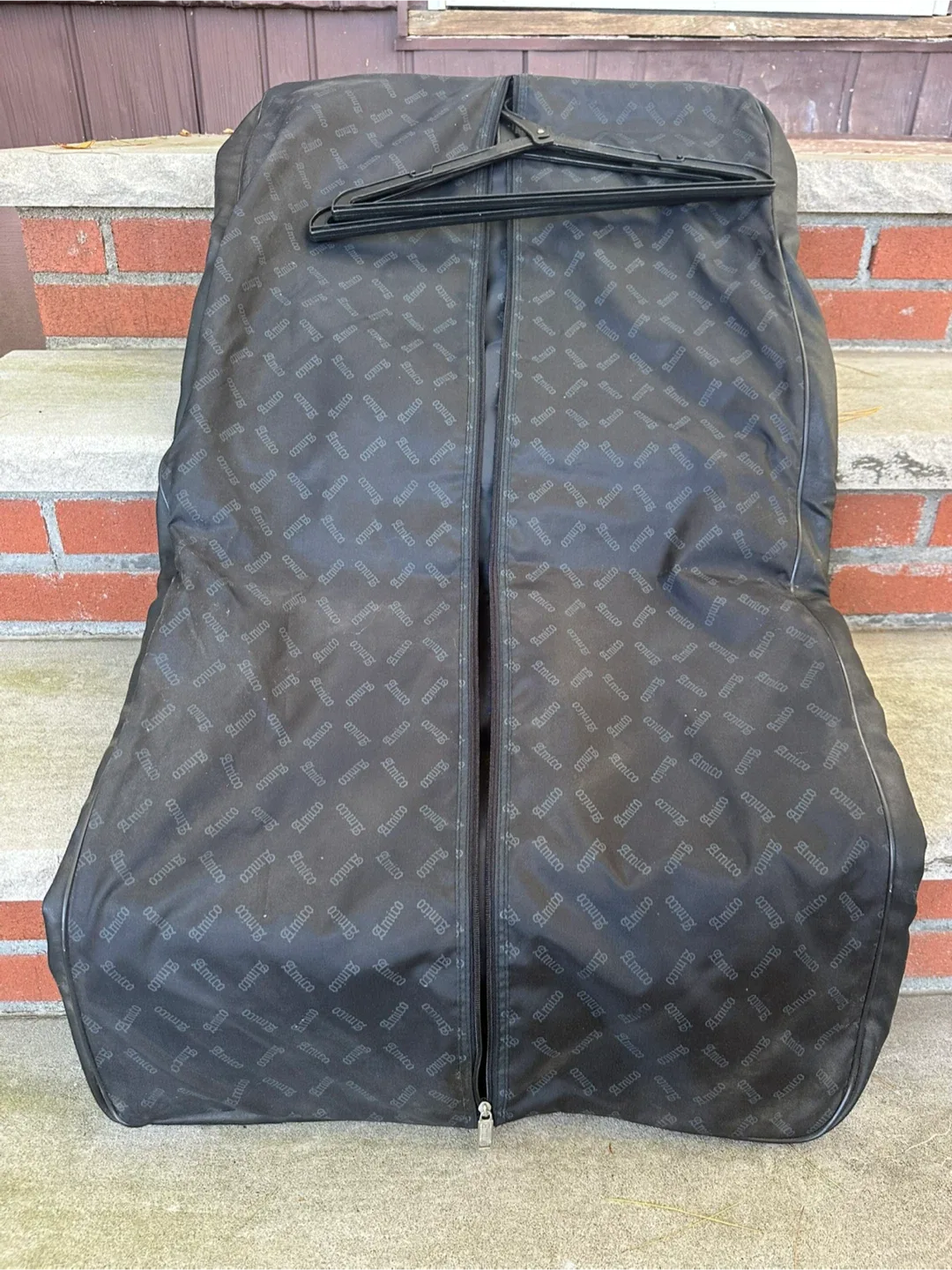 Amico Black Garment Bag image indicator(6)