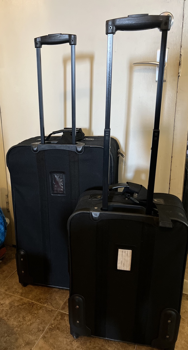 American Tourister 2-Piece Luggage Set - photo 2