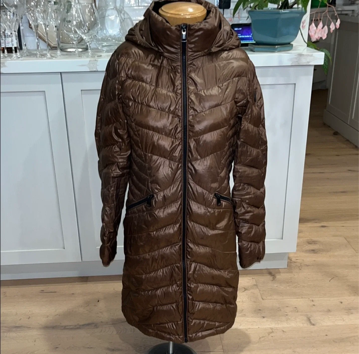 Andrew Marc 650 Fill Down Packable Puffer with Removable Hood thumbnail