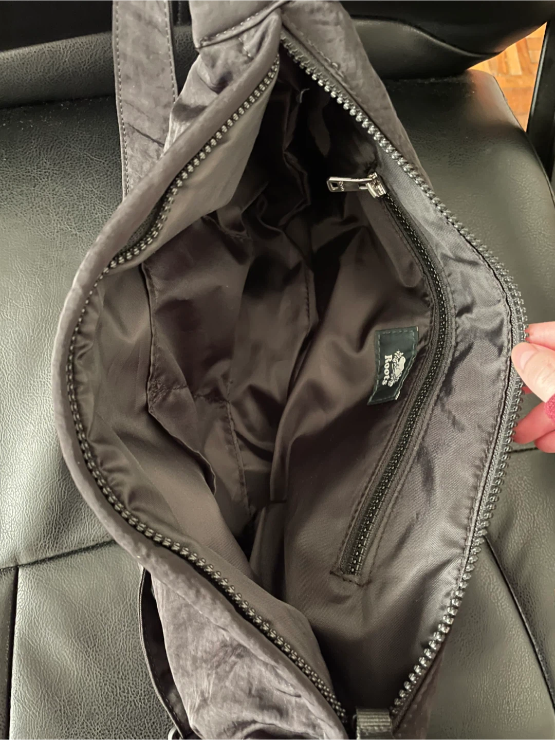 Roots Black Nylon Sling Bag - photo 4