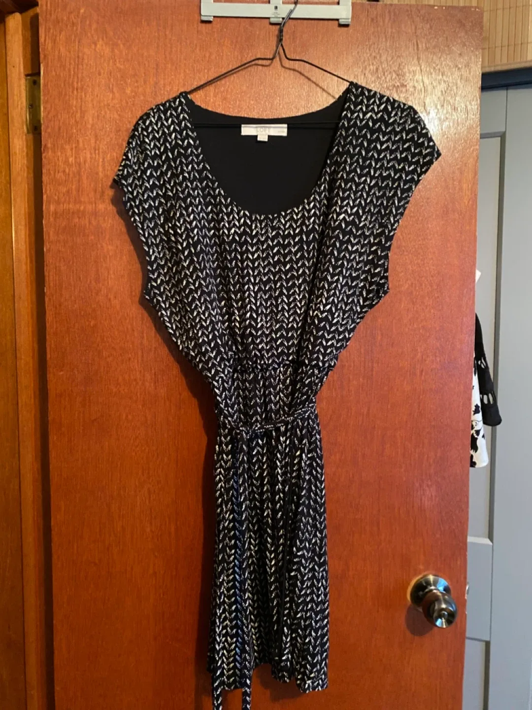 LOFT Petite Dress - Size MP thumbnail
