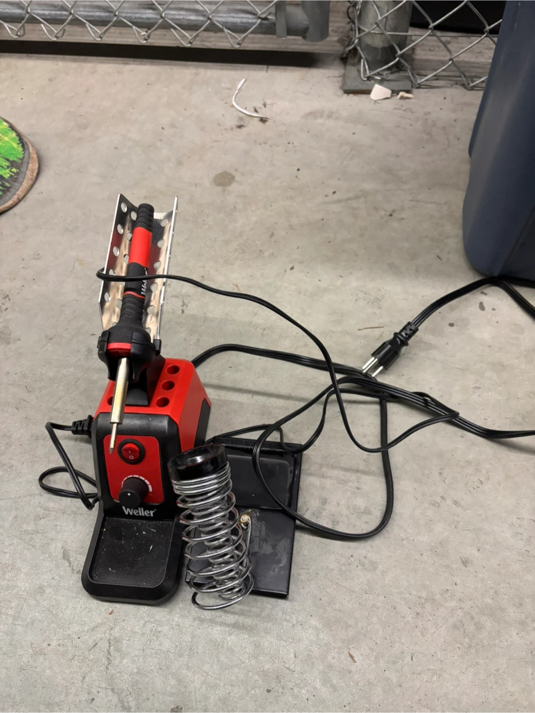 Weller Soldering Iron Station