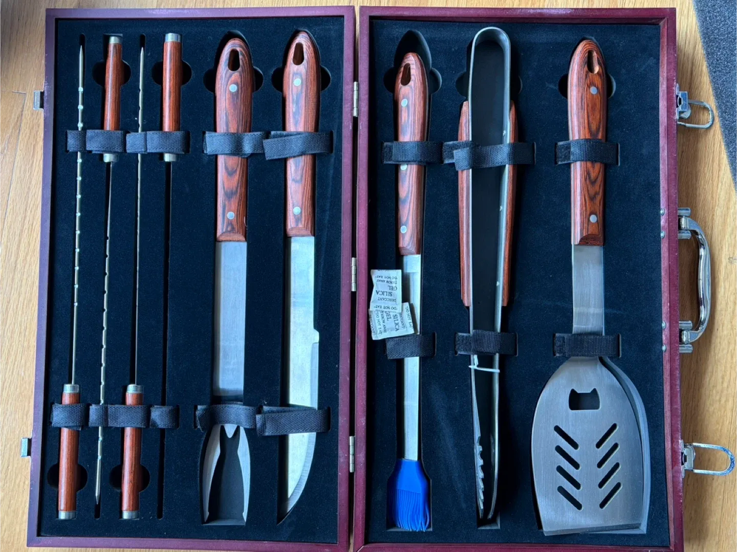 Brand new!High quality BBQ Grill Tool Set with gift Wooden Case thumbnail