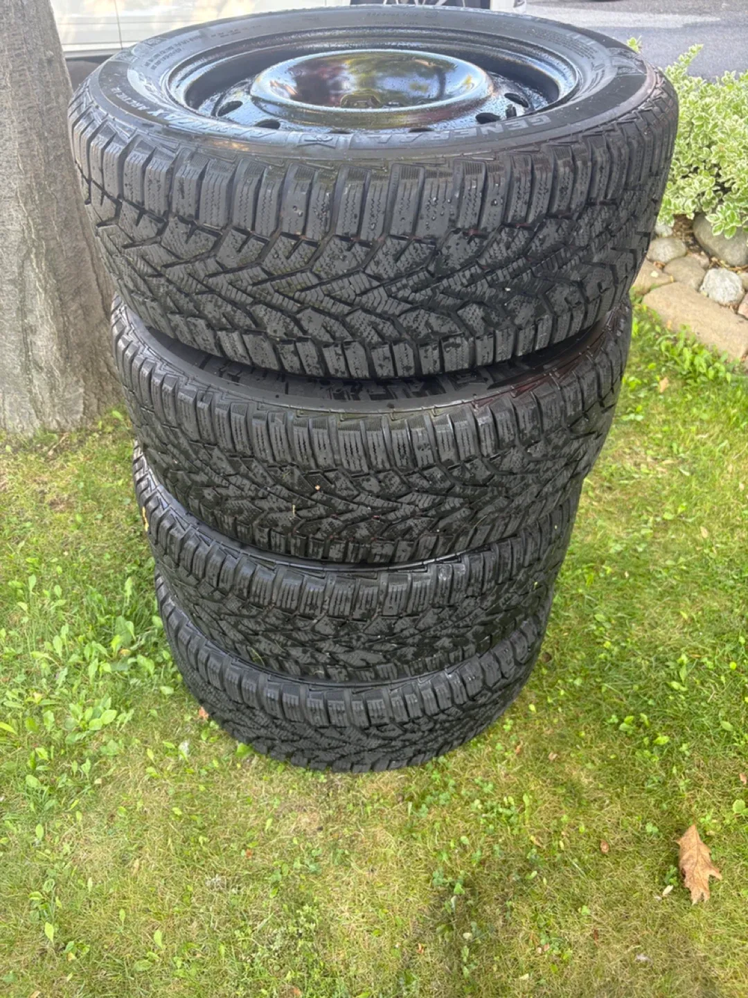 Winter Tires with Rims image indicator(3)