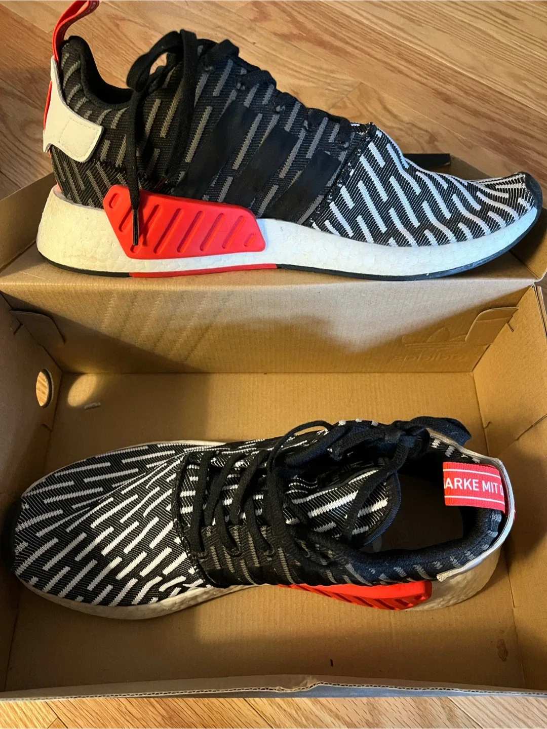 Adidas NMD R2 PK Black/White US 11.5 thumbnail