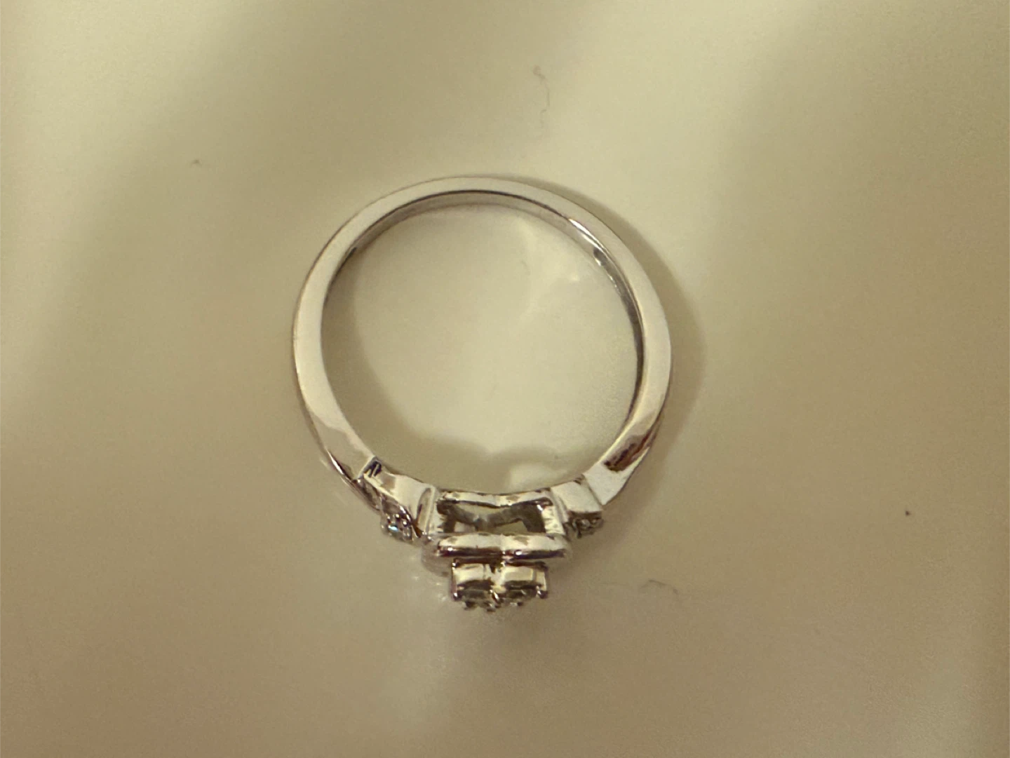Michael Hill Diamond Heart Ring size 5 - photo 3
