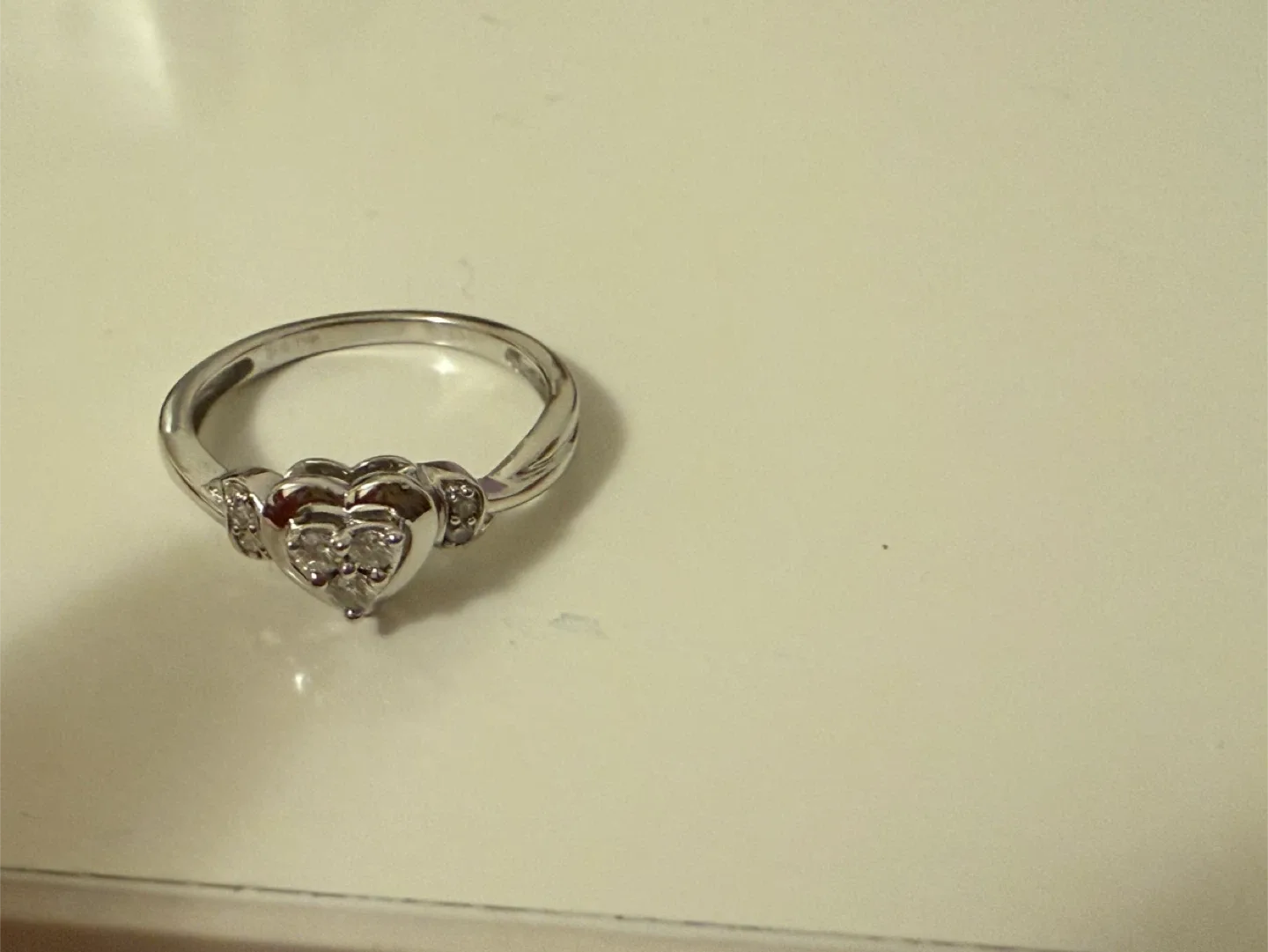 Michael Hill Diamond Heart Ring size 5 image indicator(5)
