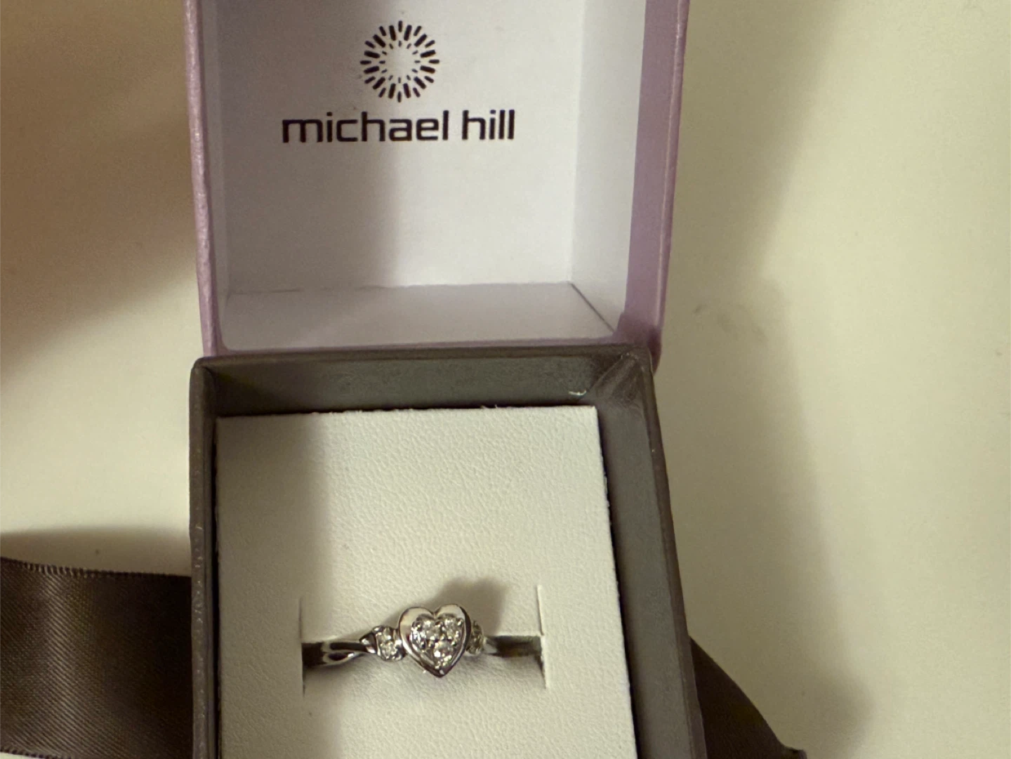 Michael Hill Diamond Heart Ring size 5 - photo 2