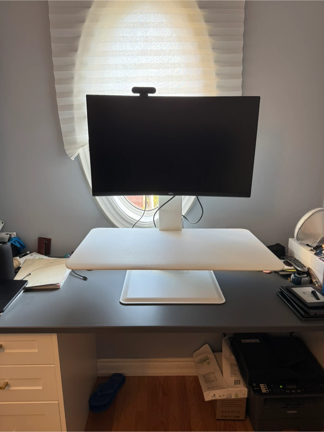 White Sit Stand Desk Converter - Humanscale dual monitor - photo 3