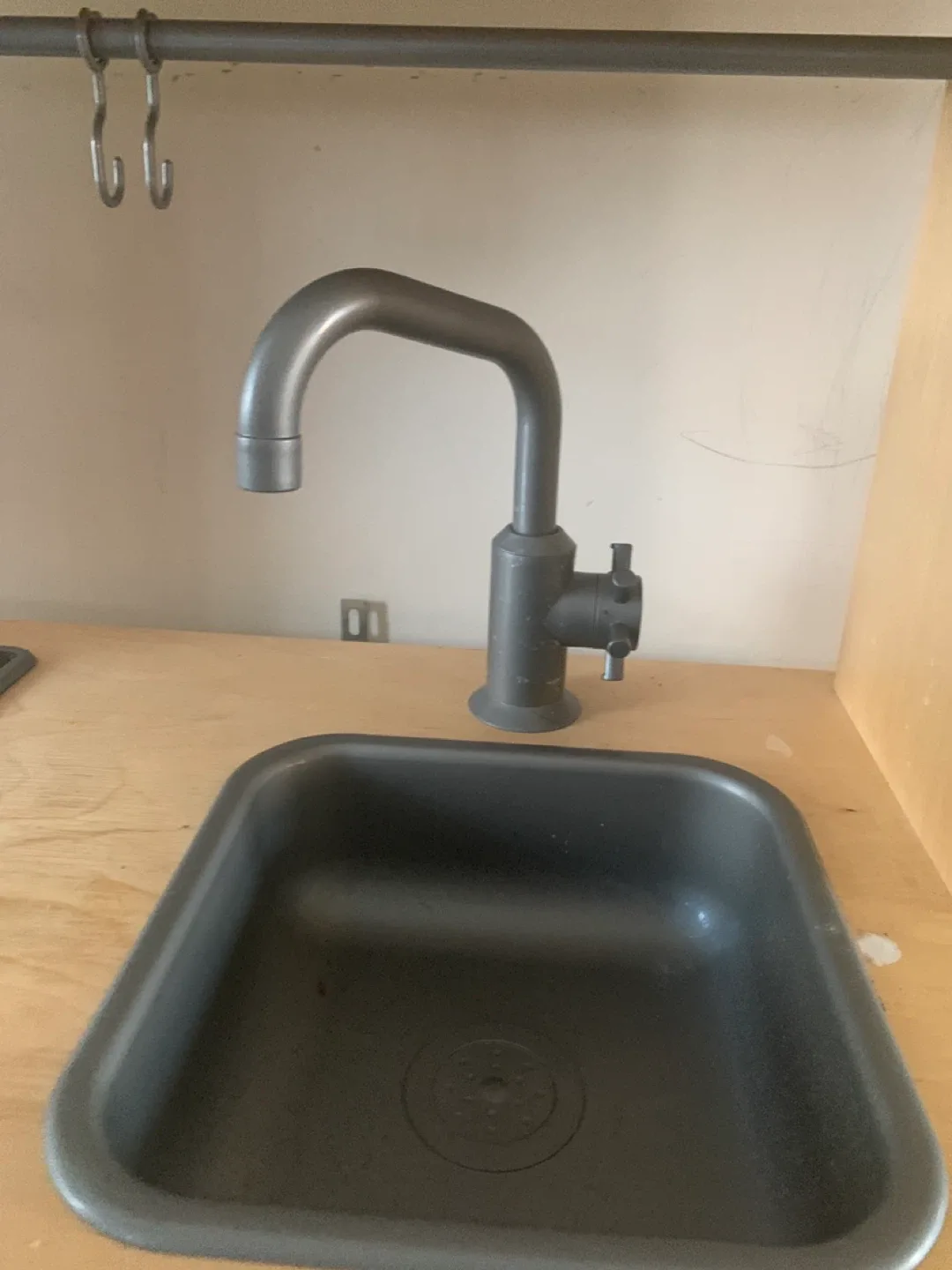 IKEA Duktig Play Kitchen image indicator(2)