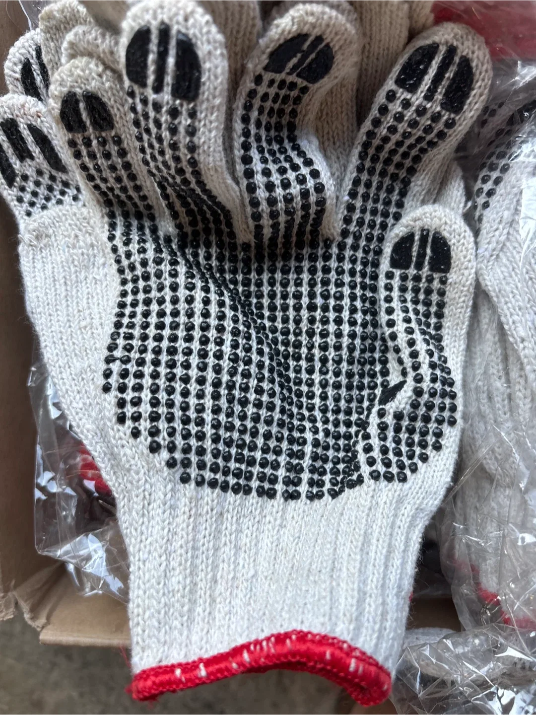 Superior Sure Grip SQD Small Gloves - 12 Pairs image indicator(2)