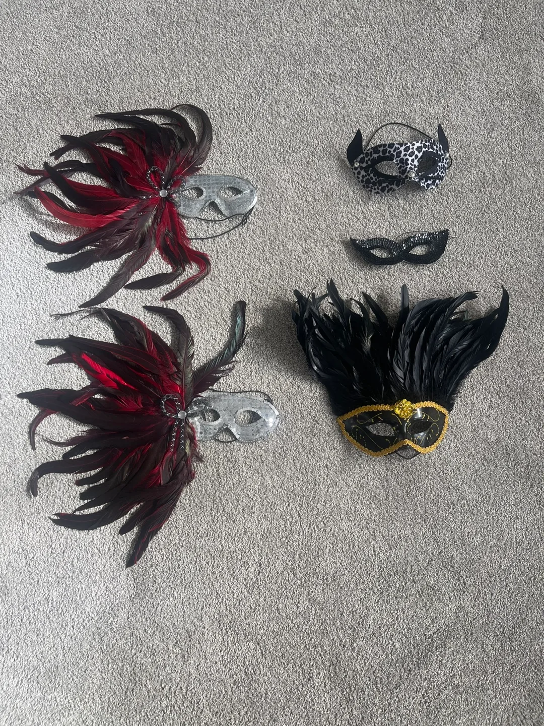 Variety of NEW EXQUISITE Masquerade Masks image indicator(2)