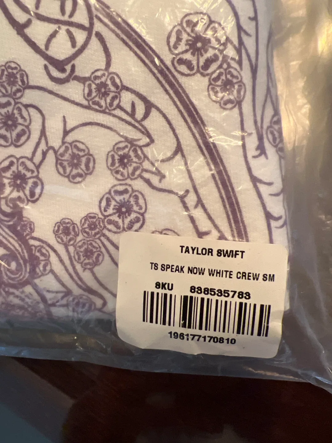 Taylor Swift Speak Now White Crew SM image indicator(3)