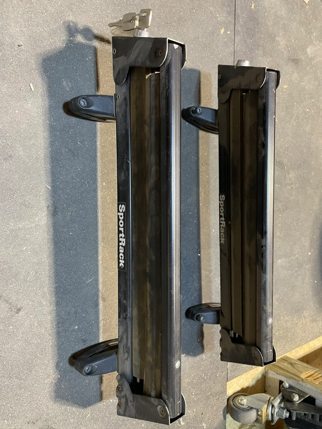 SportRack Ski/Snowboard Carrier image indicator(2)