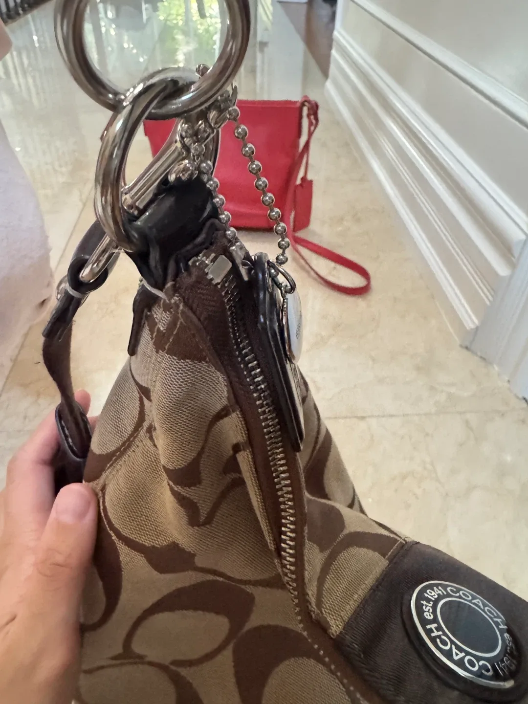 Coach Signature Hobo Bag image indicator(6)