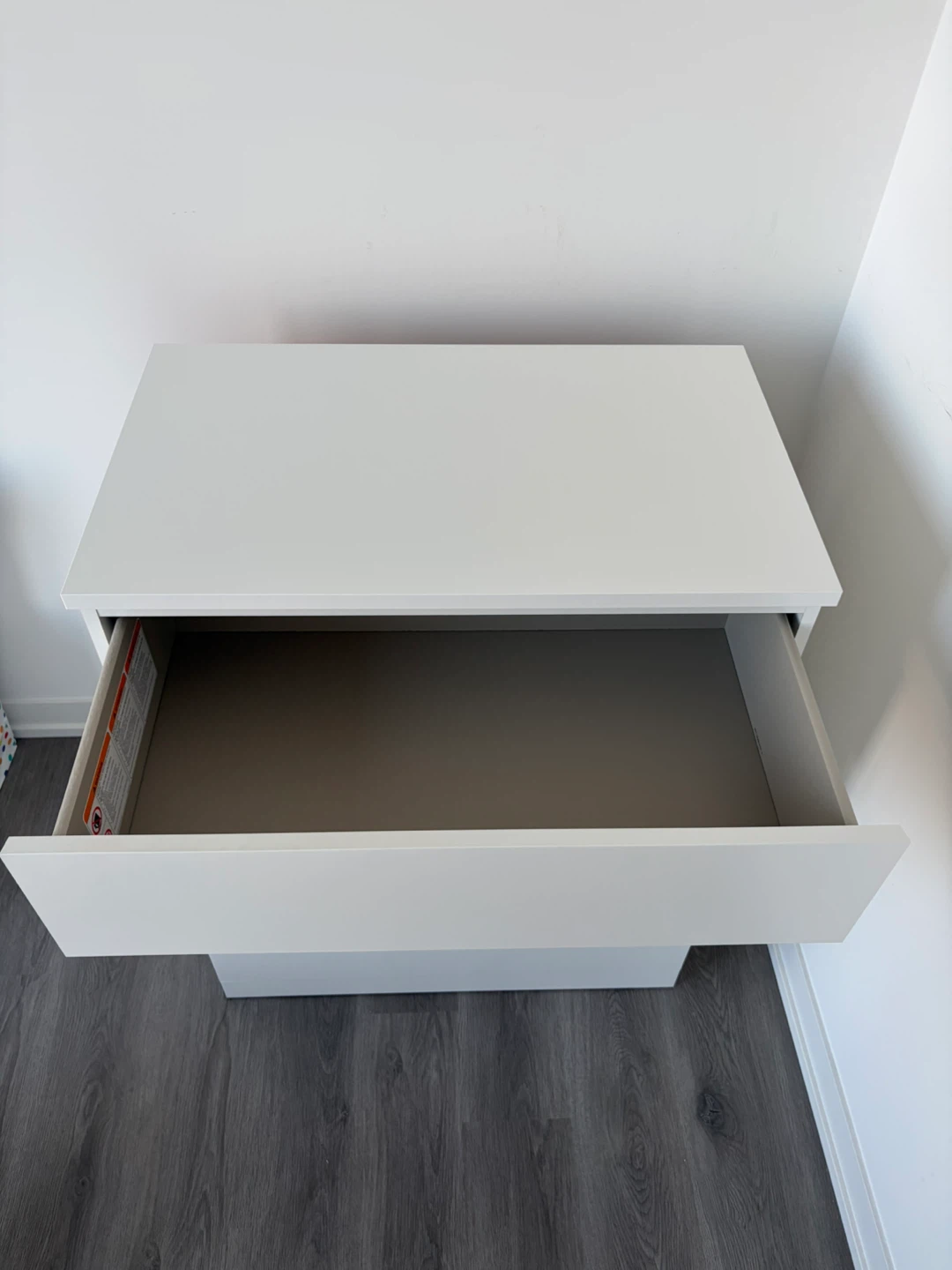 IKEA MALM 4-Drawer Dresser - photo 5