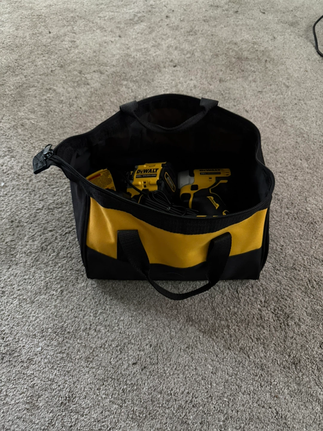 DeWalt 20V MAX Cordless Drill and Impact Driver Kit - photo 2