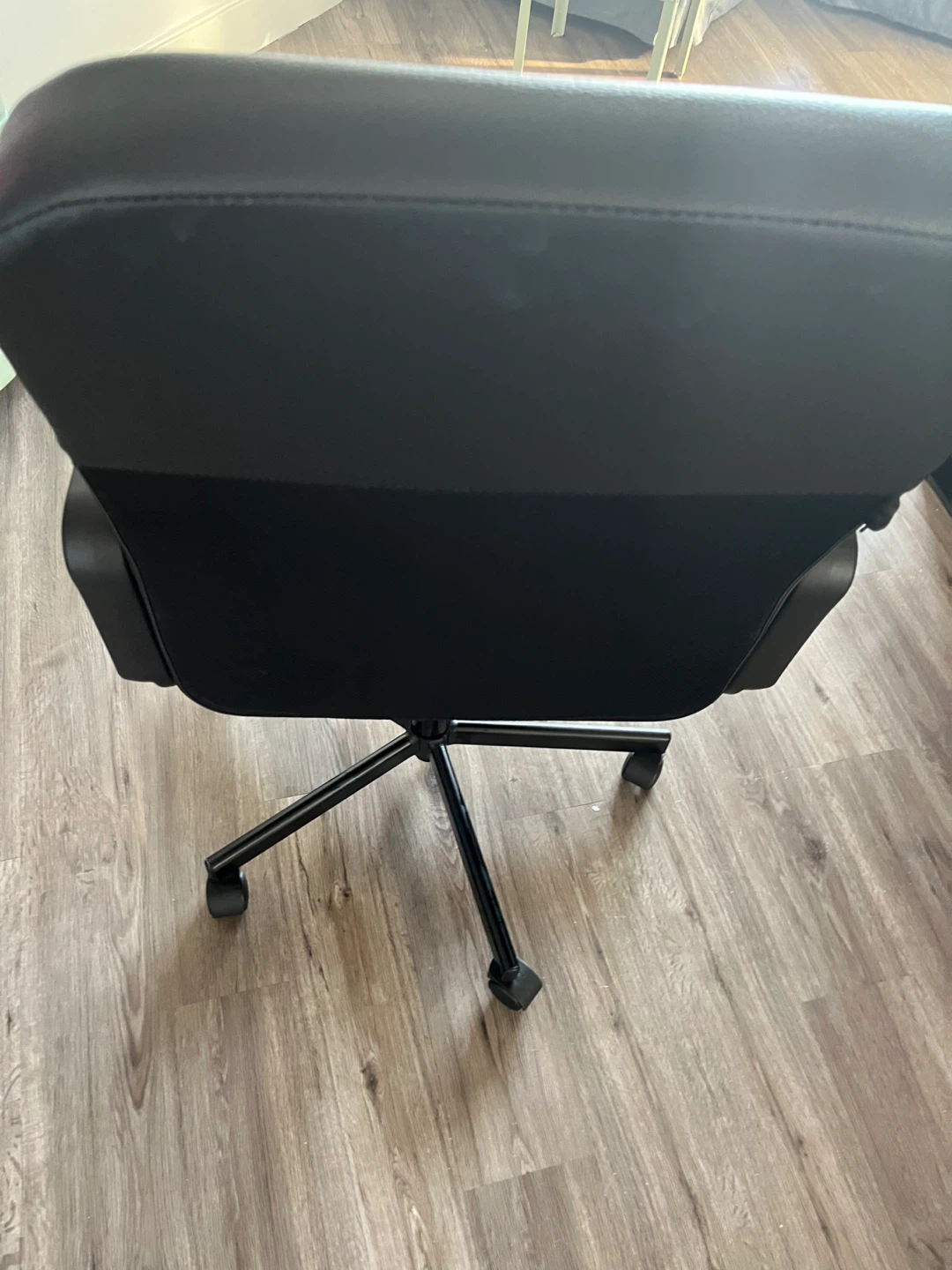 IKEA Renberget Swivel Chair - photo 3