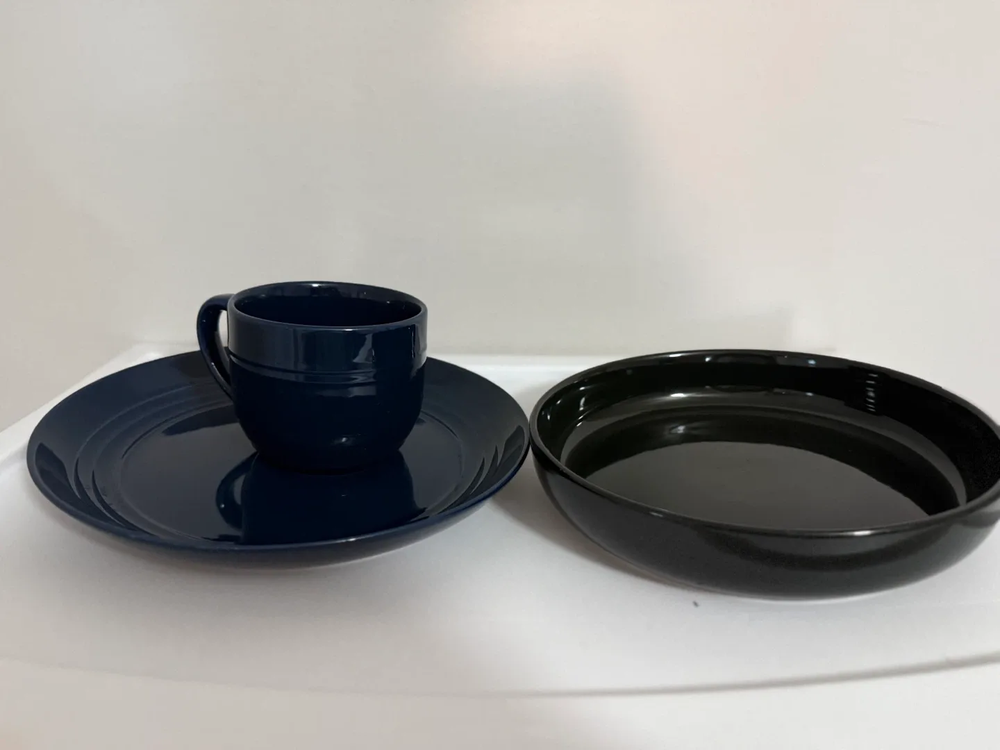 Navy Blue and black Dinnerware Set thumbnail