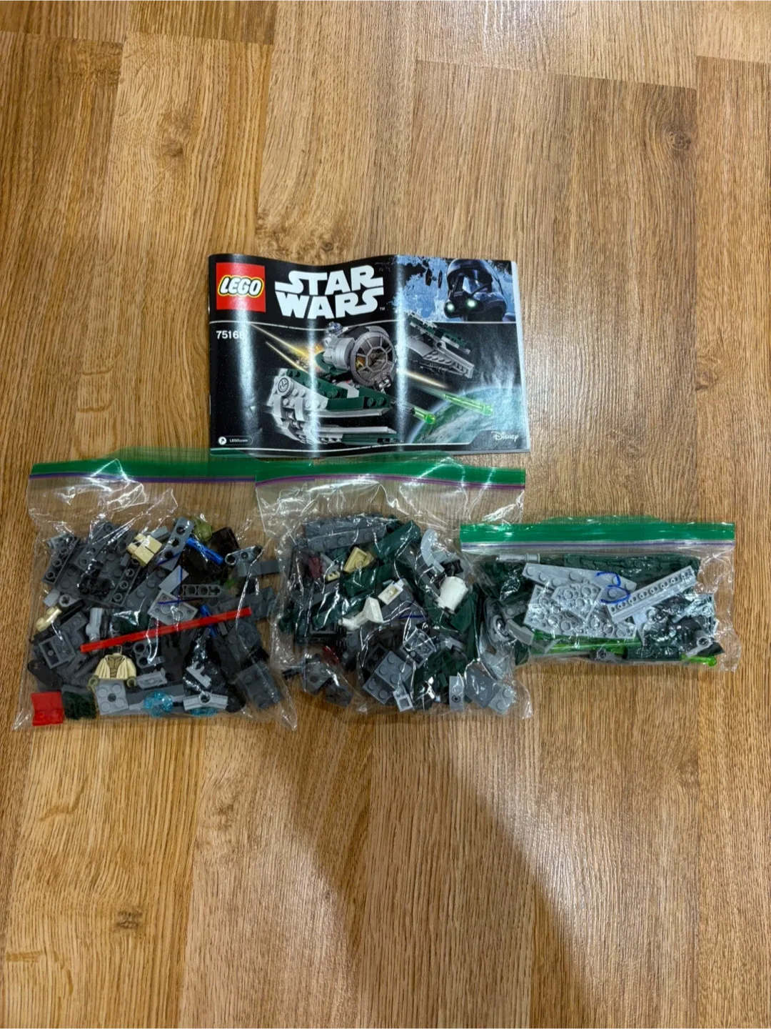 Lego Star Wars Yoda's Jedi Starfighter Set 75168 image indicator(3)