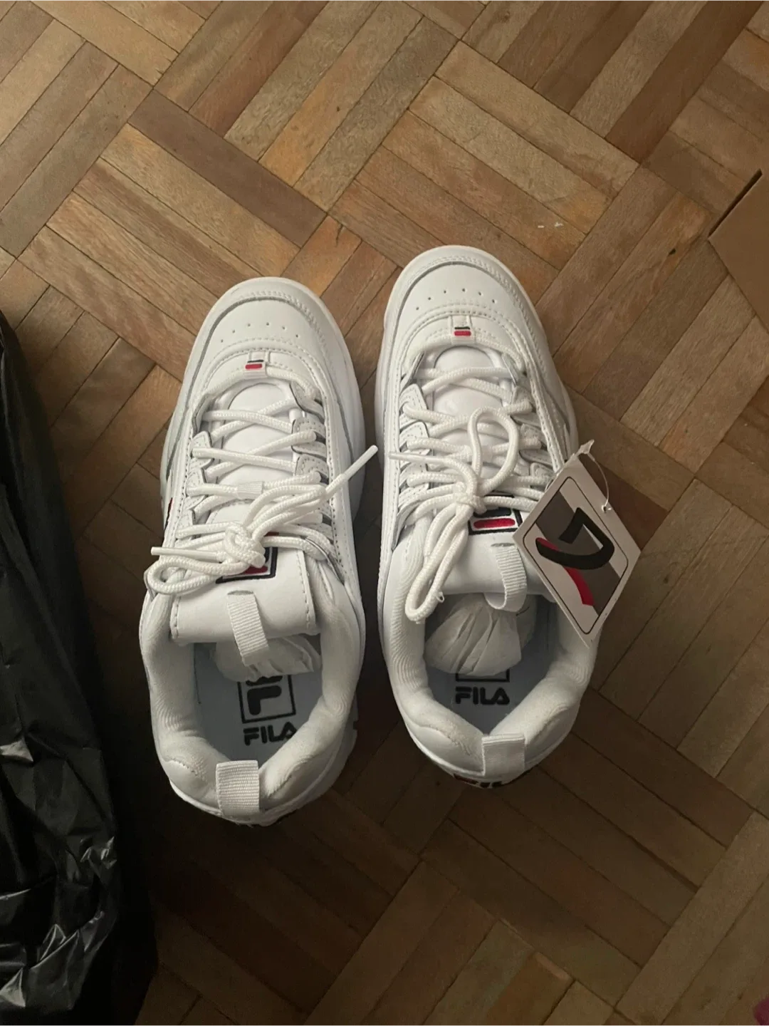 Fila Disruptor II White Sneakers image indicator(2)