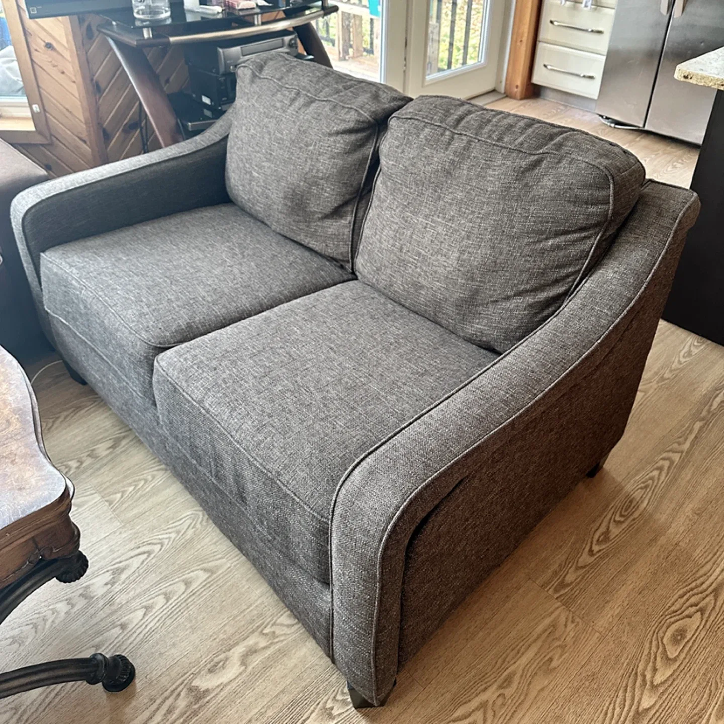 Modern Grey Loveseat Sofa (CAN DELIVER)
