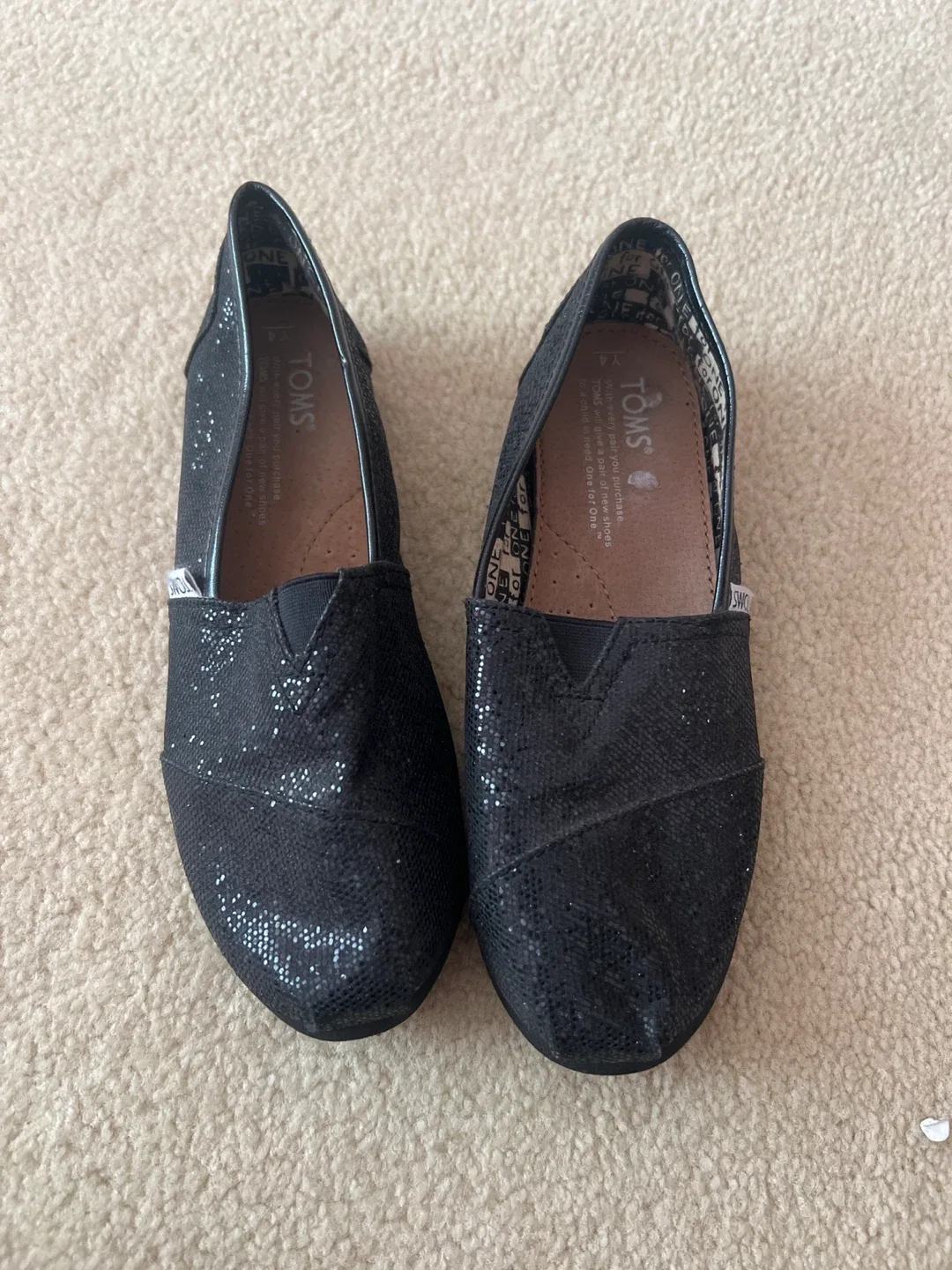 TOMS Black Glitter Slip-On Shoes, Size Y4 image indicator(2)