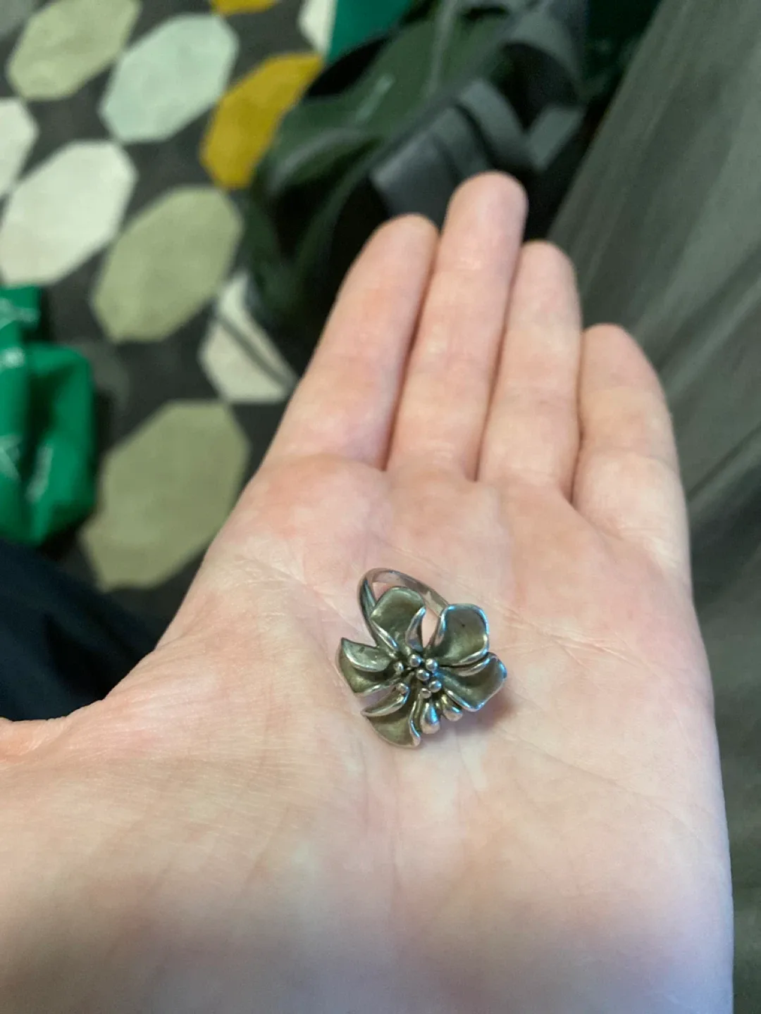 Sterling Silver Flower Ring thumbnail