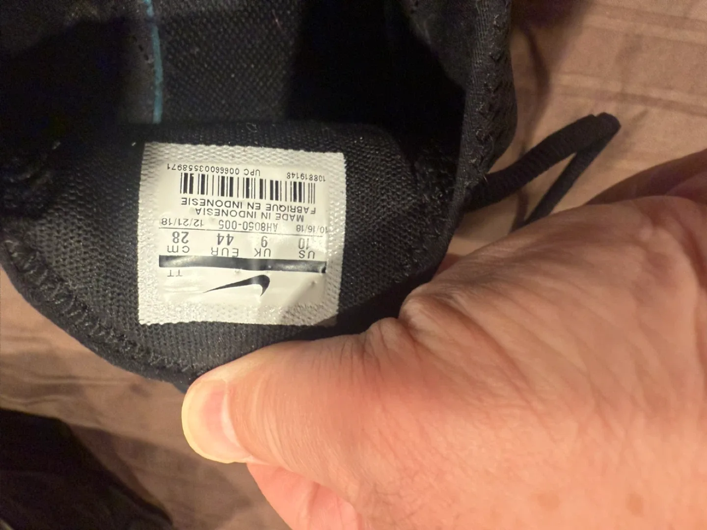 Nike Air Max 270 Black, Men’s US 10 image indicator(3)